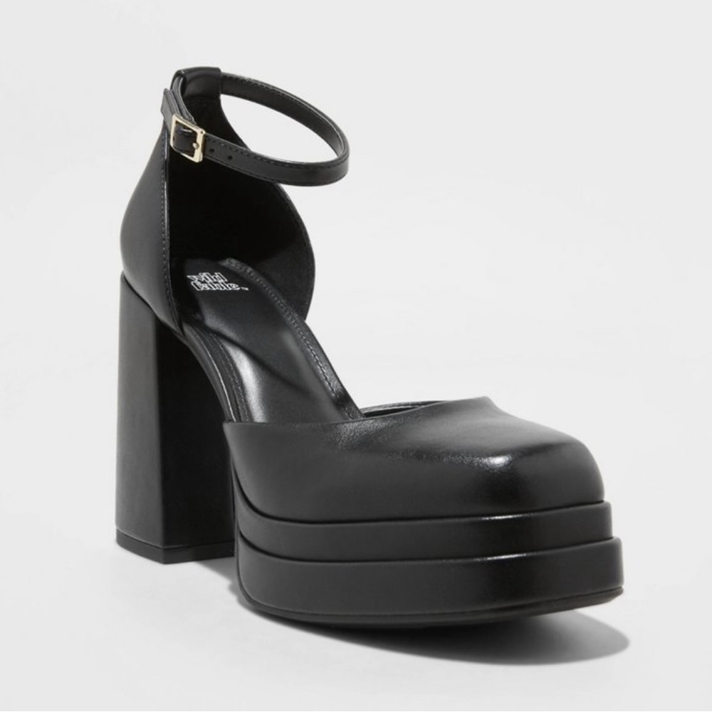 NWT Wild Fable Black Bianca Heel
